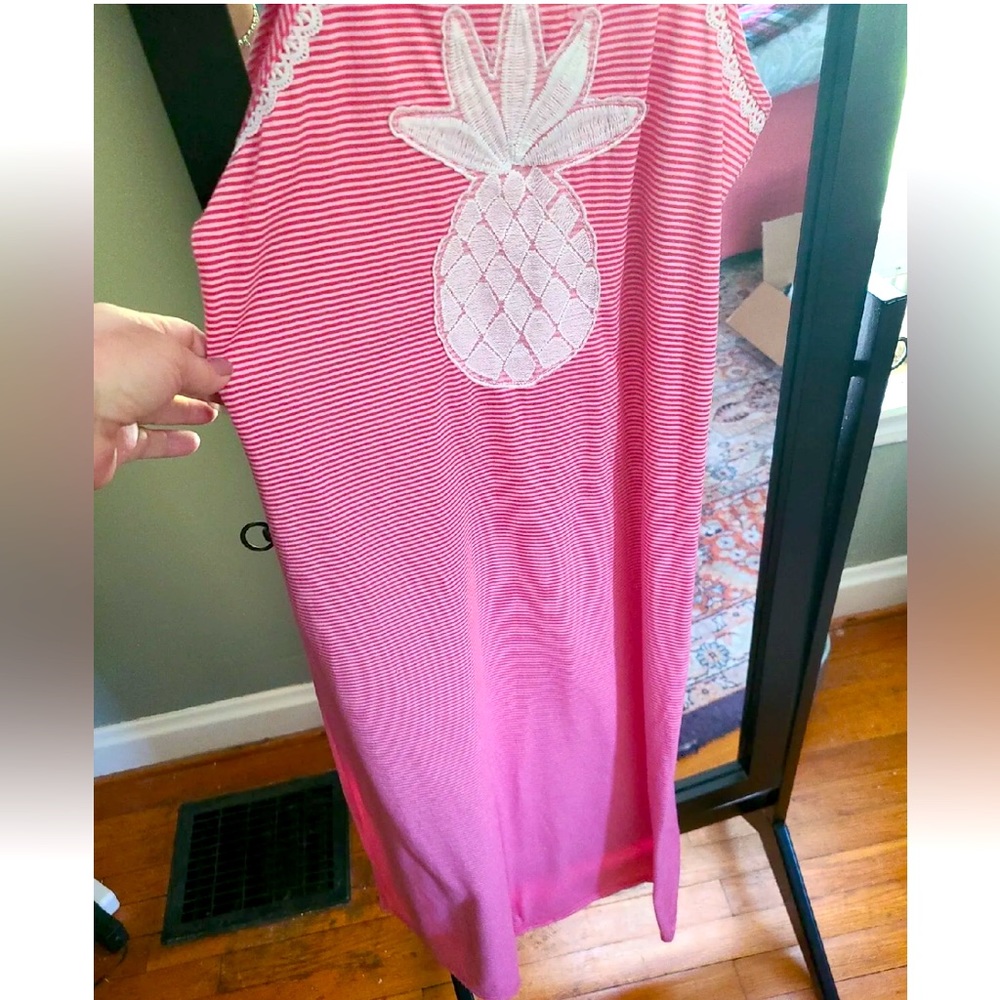 🌟RARE🌟 Jenna And Jessie Pineapple
Maxi Dress Bright Pink Barbie Pink
